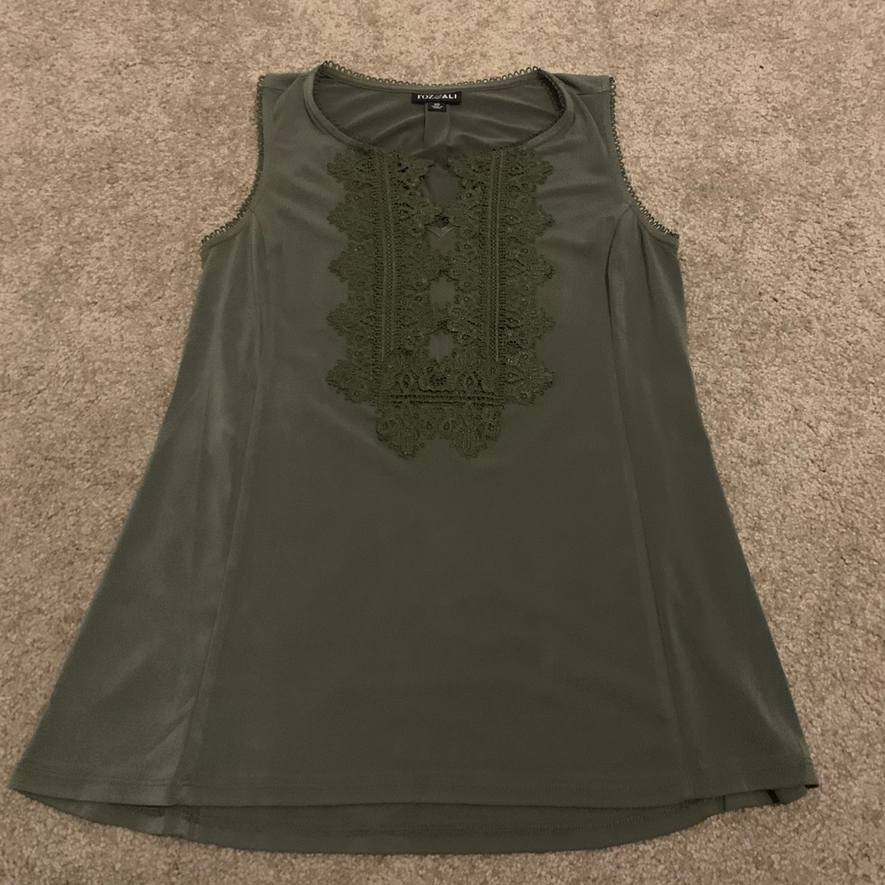 Green Sleveless Blouse